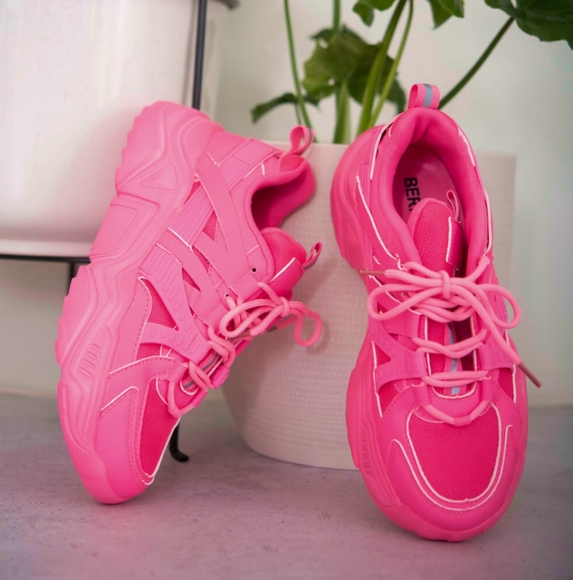 Running Late Chunky Sole Athletic Sneakers in Hot Pink - Picture 6 of 7